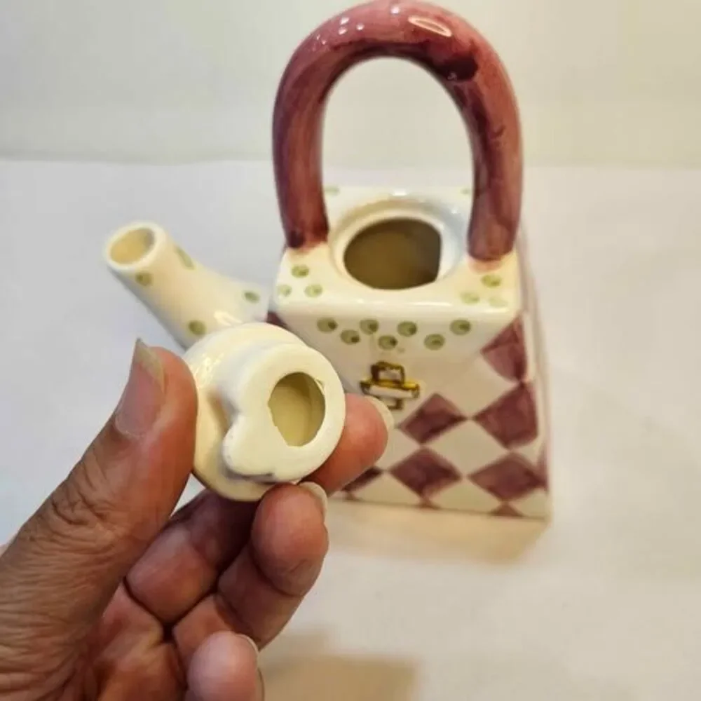 Unbranded charming ceramic